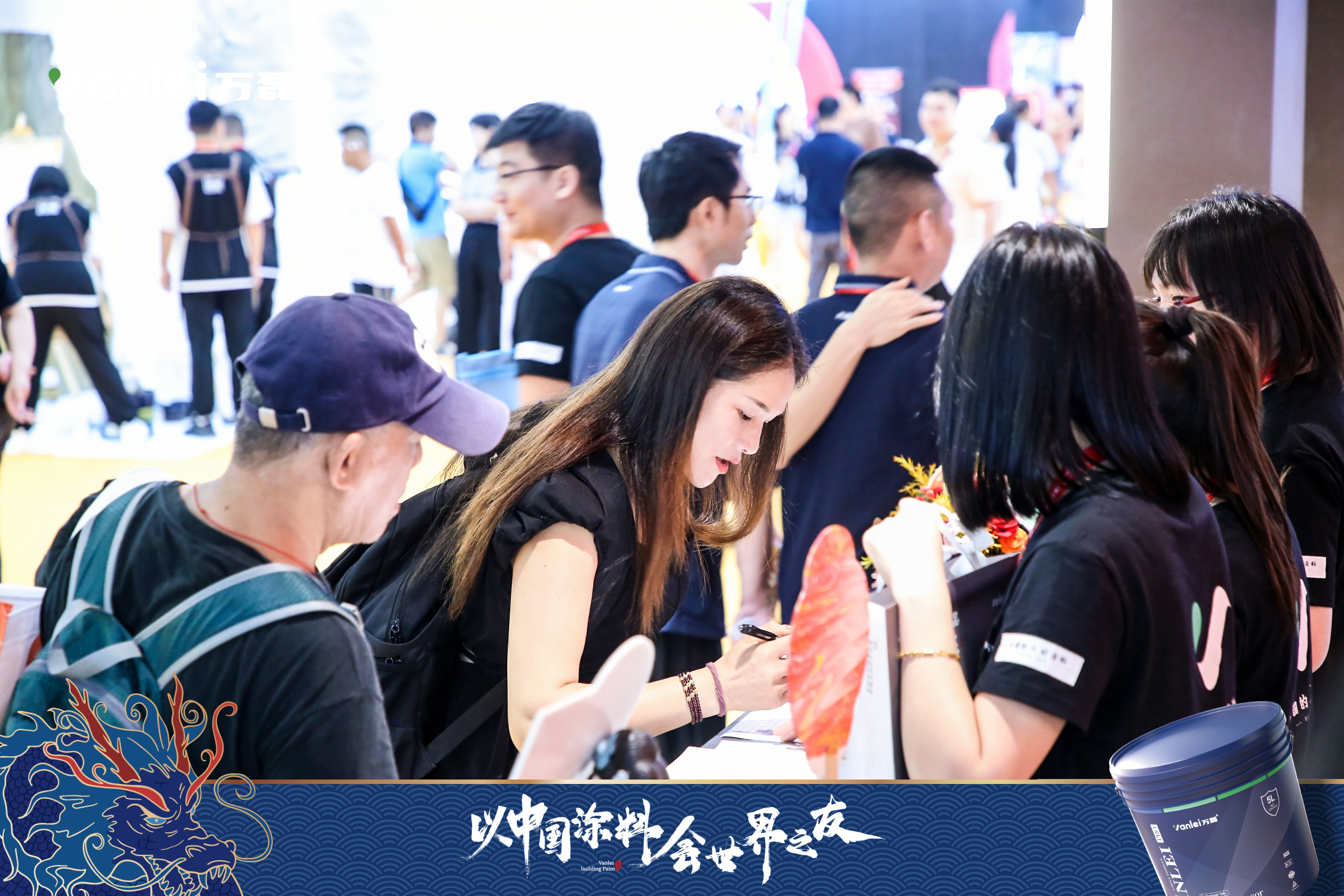 七年蟬聯(lián)展館人氣王！萬磊涂料，以中國涂料，會世界之友