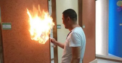 萬磊水性硅藻泥是否經(jīng)得起考驗？新浪第一手測評結(jié)果曝光！