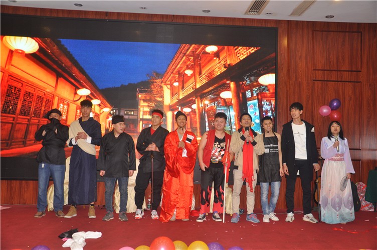 萬(wàn)磊人歡聚一堂，只為追逐2020“萬(wàn)磊夢(mèng)”！
