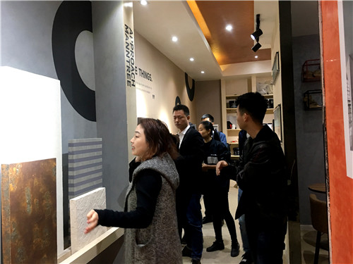 攜手共贏，共話未來，巴德士集團蒞臨萬磊參觀指導(dǎo)